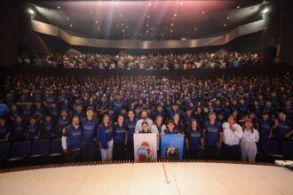 Delegación de Osos San Pedro durante el abanderamiento previo a la Olimpiada y Paralimpiada Nuevo León 2026
