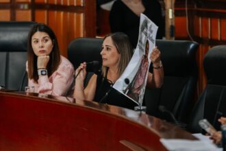Regidora durante sesión del Gobierno de Guadalajara sobre el comodato para Treacher Collins México A.C.
