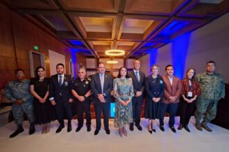 Autoridades durante el TechDay 2026, donde el C5i de Aguascalientes recibió reconocimiento por innovación en seguridad pública