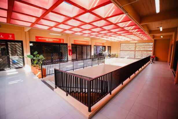 Interior rehabilitado del Mercado Municipal La Tuzanía en Zapopan