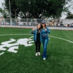 Vero Delgadillo en la cancha María Asunción rehabilitada en la colonia Monumental de Guadalajara