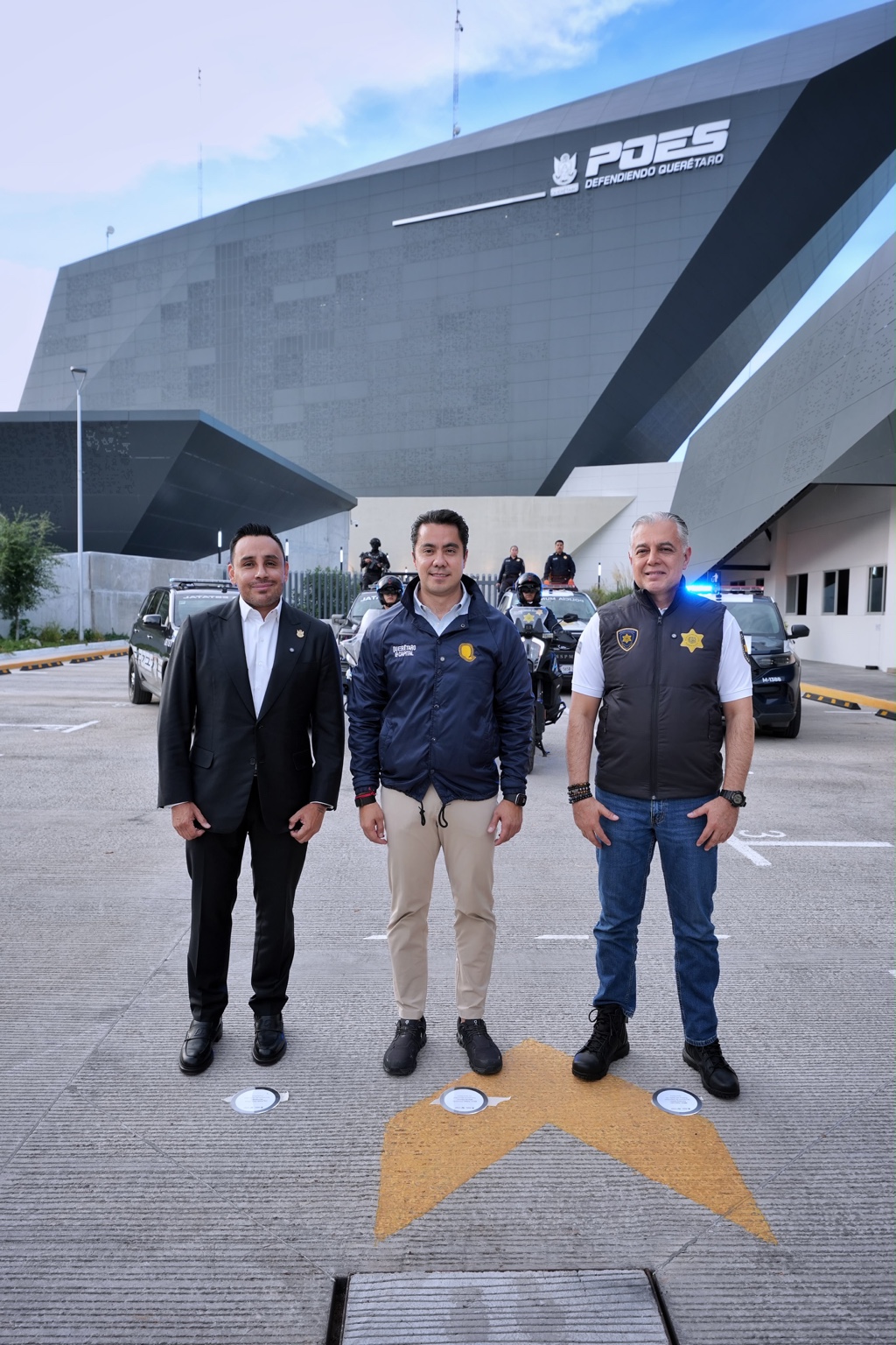 Felifer Macías presenta resultados del Operativo ARMA en instalaciones de seguridad de Querétaro.