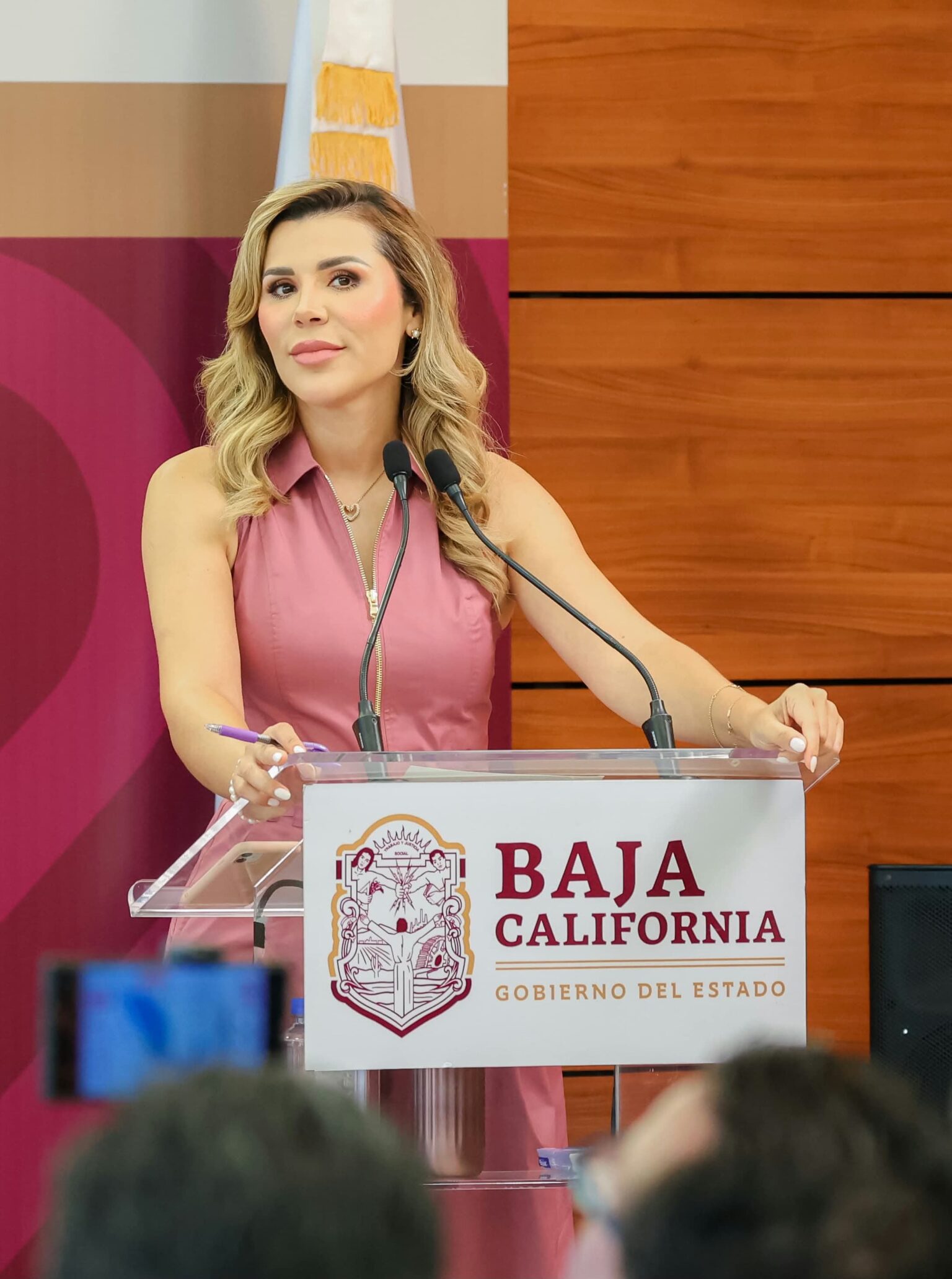 Marina del Pilar Avila Olmeda presenta acciones de dignificación policial del Gobierno de Baja California.