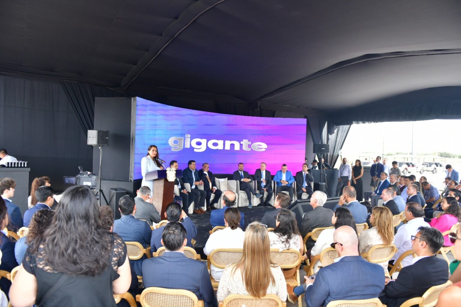 Tere Jiménez encabeza la inauguración de la primera etapa del Parque Industrial San Marcos Valley en Aguascalientes.