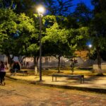 Parque de Guadalajara iluminado durante la noche como parte del programa de reforzamiento de alumbrado público