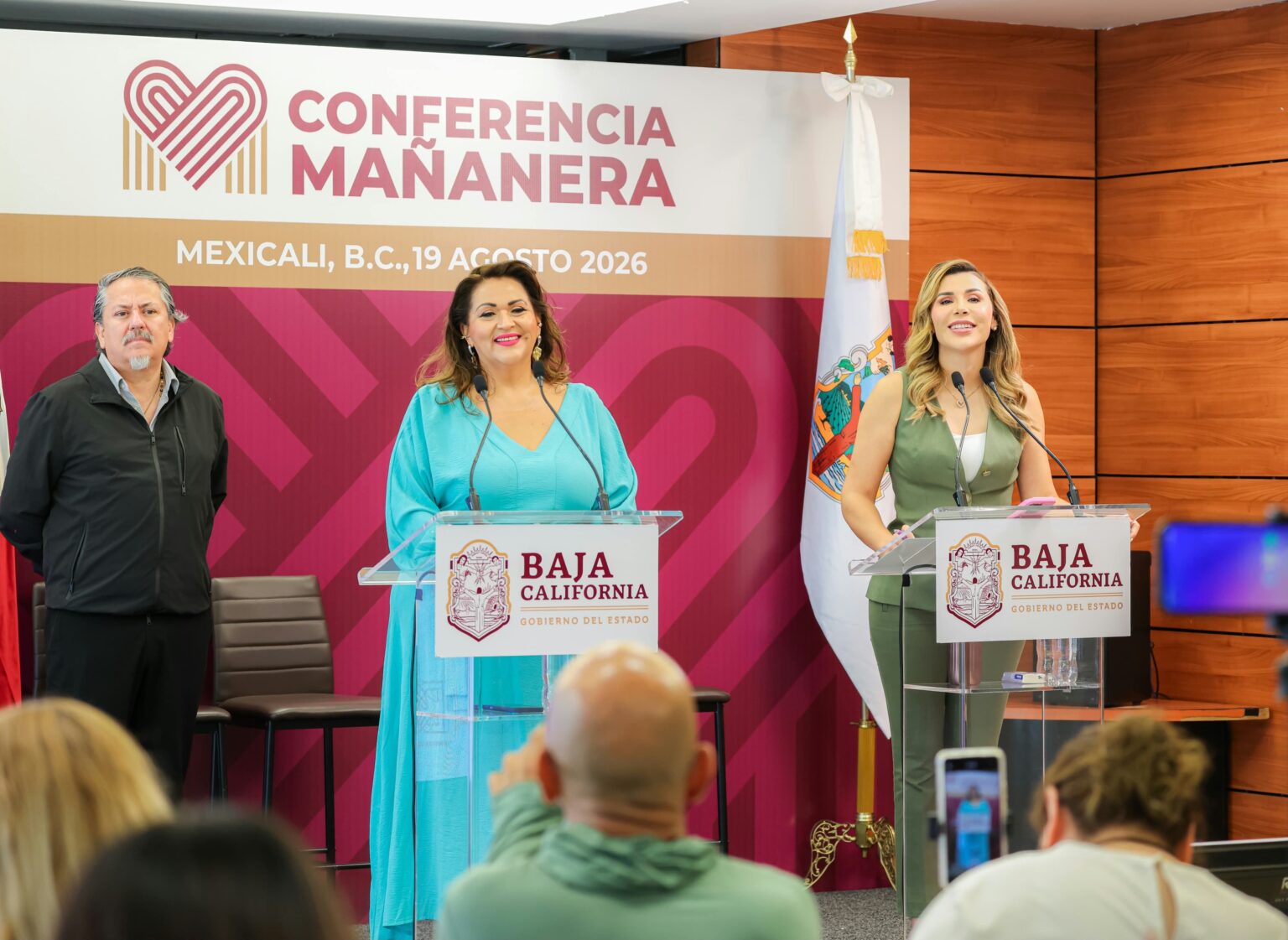 Marina del Pilar Avila Olmeda y Alma Delia Ábrego Ceballos presentan la edición 25 del Festival de Octubre en Baja California.