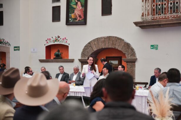 Tere Jiménez sostiene un encuentro con productores y agroindustriales de Aguascalientes para dialogar sobre el fortalecimiento del campo.