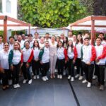 Marina del Pilar Avila Olmeda acompaña a atletas de Baja California reconocidos por su participación en los Juegos Centroamericanos 2026.