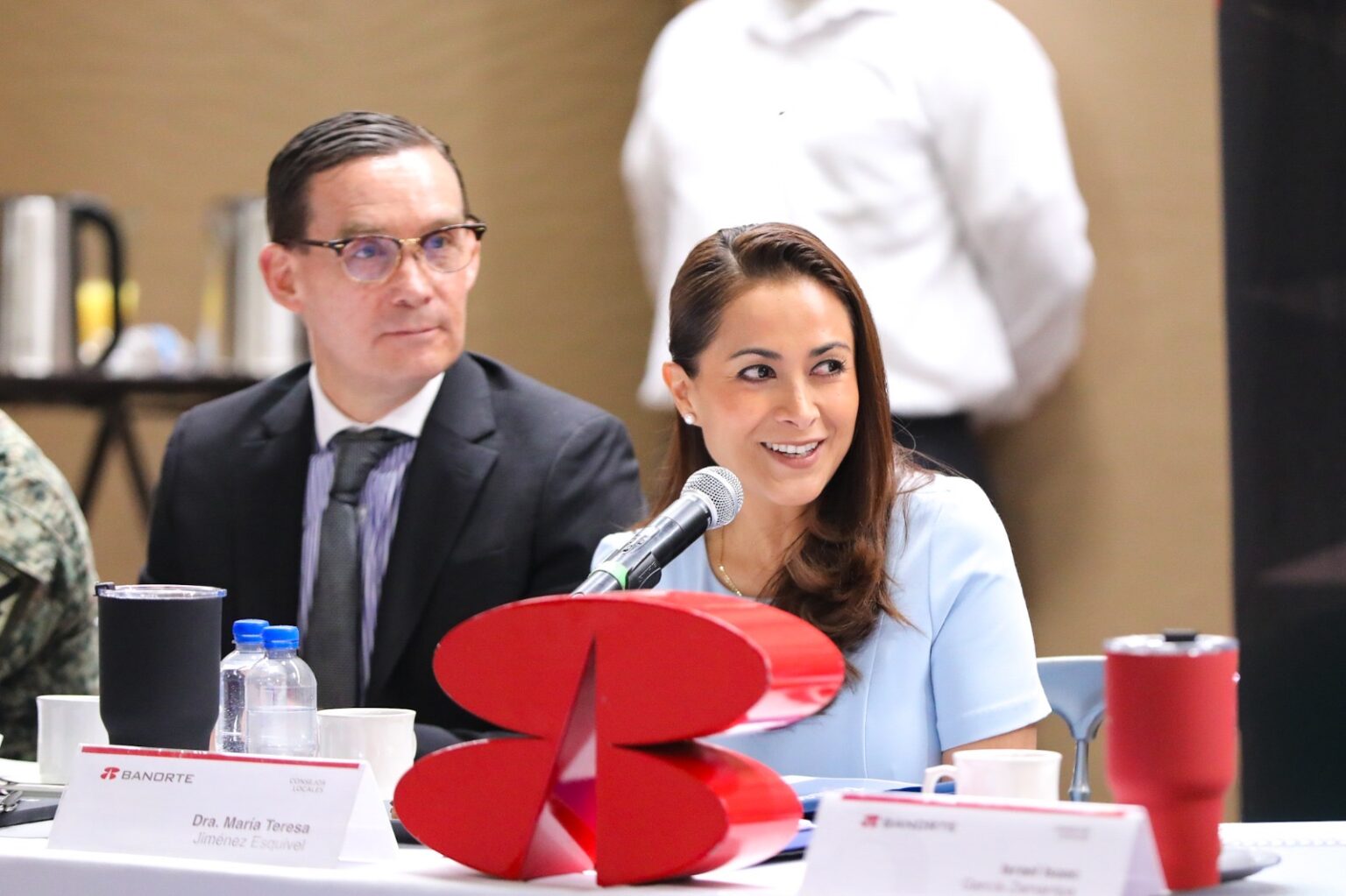 Tere Jiménez participa en la Asamblea del Consejo Local de Grupo Financiero Banorte realizada en Microcart, en Jesús María, Aguascalientes.