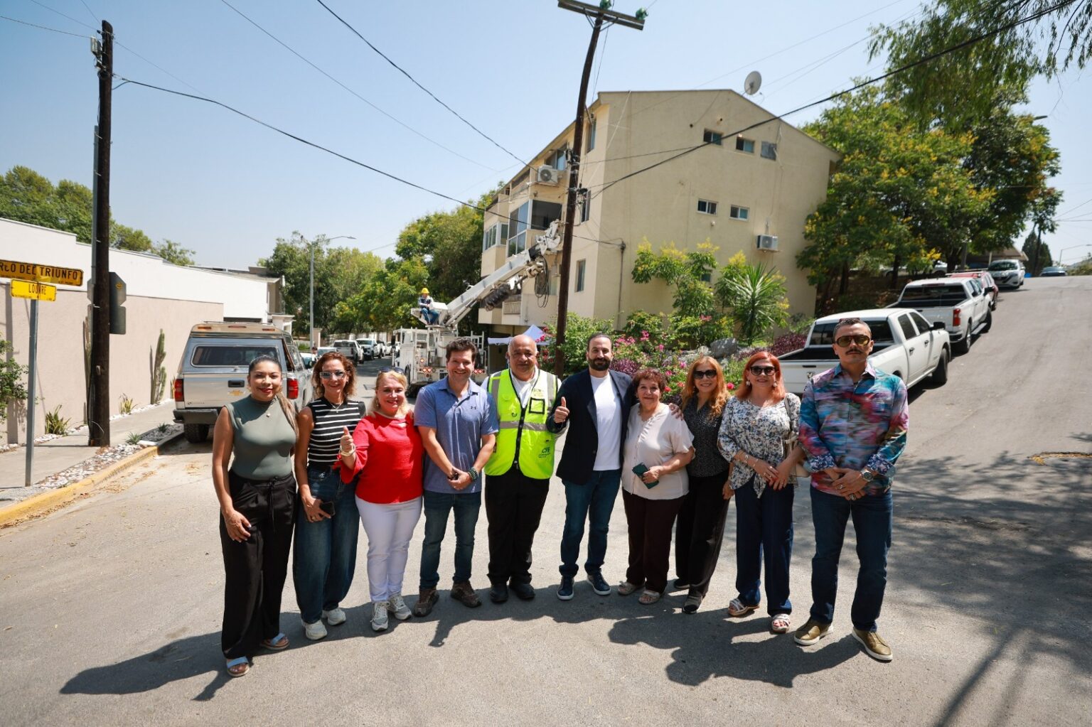 Autoridades de San Pedro Garza García supervisan trabajos de rehabilitación de infraestructura eléctrica en coordinación con la CFE.