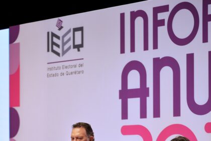 Autoridades durante la presentación del Informe Anual de Actividades 2025 del Instituto Electoral del Estado de Querétaro.