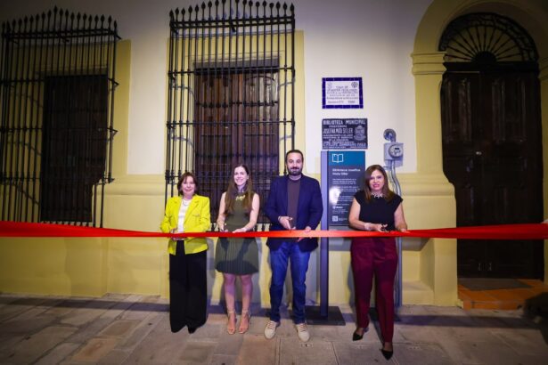 Reapertura del Museo El Centenario en su nueva sede en San Pedro Garza García, con autoridades durante el corte de listón.