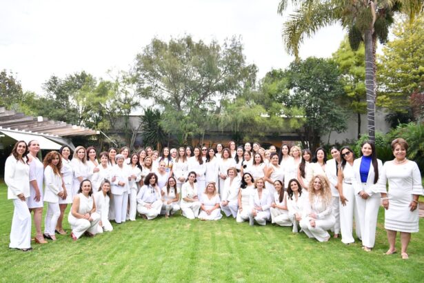 Integrantes de Mujeres Empresarias Mexicanas durante un encuentro en Aguascalientes por el 25 aniversario de MEMAC.