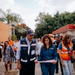 Vero Delgadillo durante un recorrido de supervisión de obras e infraestructura urbana en Guadalajara.