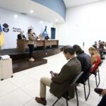 Conferencia de prensa de la Fiscalía del Estado de Jalisco sobre la investigación de un caso de feminicidio y maltrato infantil.