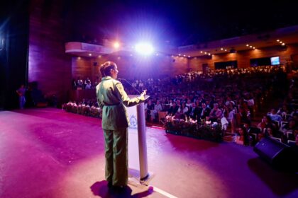 Libia Dennise García Muñoz Ledo durante el Encuentro por la Igualdad: Visión de ONU Mujeres México en Irapuato, Guanajuato.
