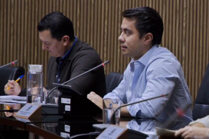 Sesión ordinaria del Ayuntamiento de Querétaro en la que se aprobó destinar un predio a conservación ecológica.