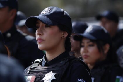 Elementos de seguridad durante el operativo previo al Clásico Tapatío en Guadalajara.