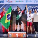 Eduardo Sánchez en el podio de los Juegos Latinoamericanos de Policías y Bomberos celebrados en León, Guanajuato.