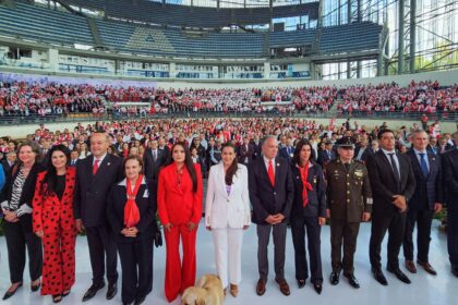 Autoridades y participantes durante la 53.ª Convención Nacional de la Cruz Roja Mexicana en Aguascalientes.