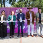 Autoridades municipales y representantes de Fundación Cíclica durante el corte de listón inaugural de Cíclica Garden en San Pedro Garza García.