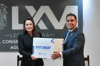 Entrega del Paquete Económico 2027 del Gobierno de Aguascalientes en el Congreso estatal