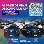Cartel de la Secretaría de Seguridad Pública de Aguascalientes que promociona la app Emergencia Carretera y muestra un código QR